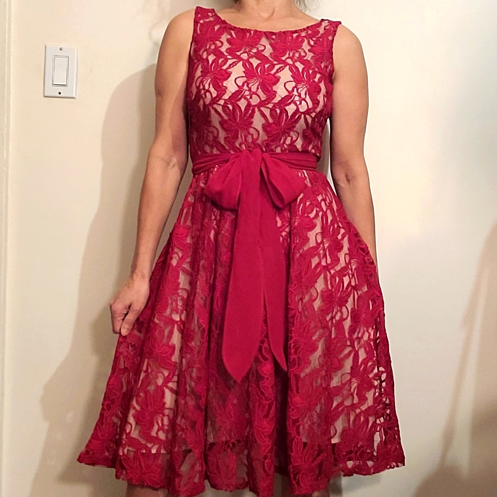 Danny and Nicole red lace dress - Picture 1 of 9